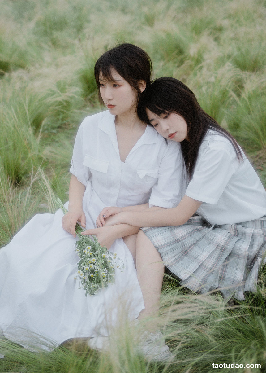 [YITUYU艺图语]2022.07.18 高天之歌 是思思呀wo[28+1P／178MB]-艺库